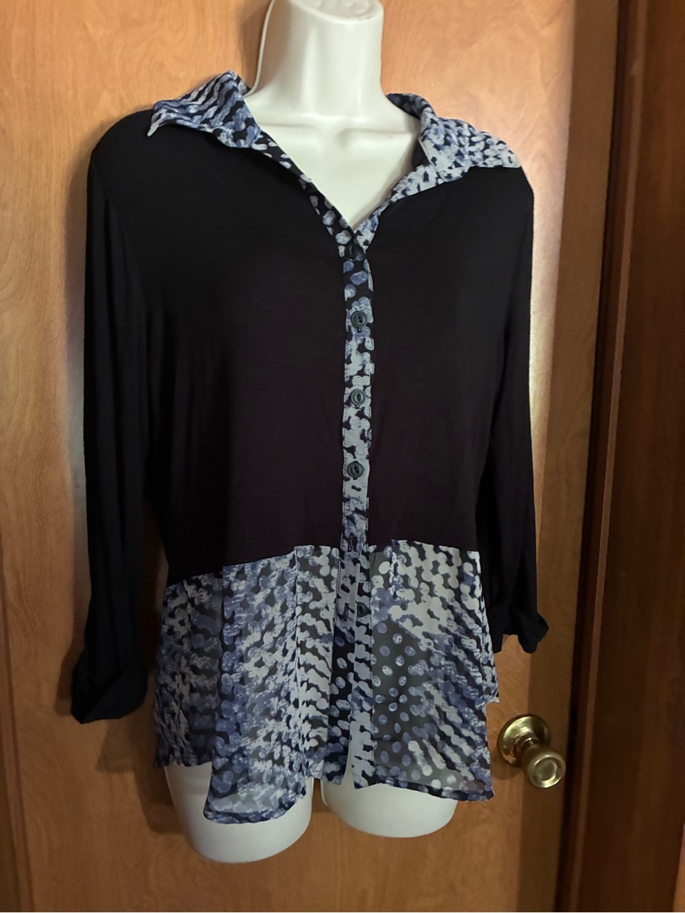 Black and Blue Patterned Hem & Collar Lightweight Women’s Top